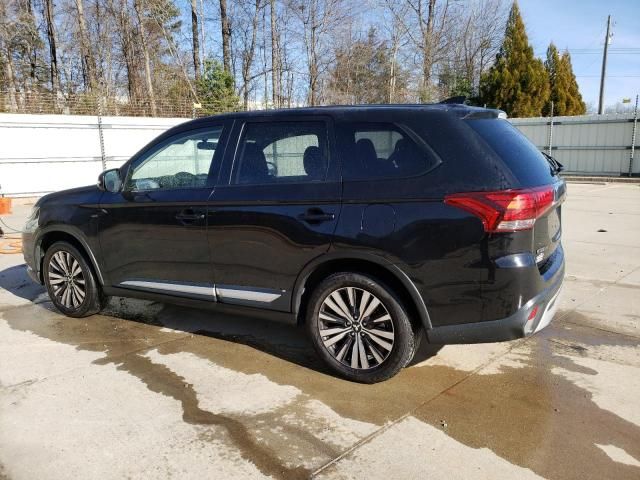 2019 Mitsubishi Outlander SE