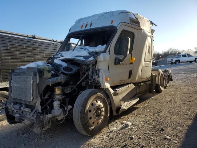 2014 Freightliner Cascadia 125