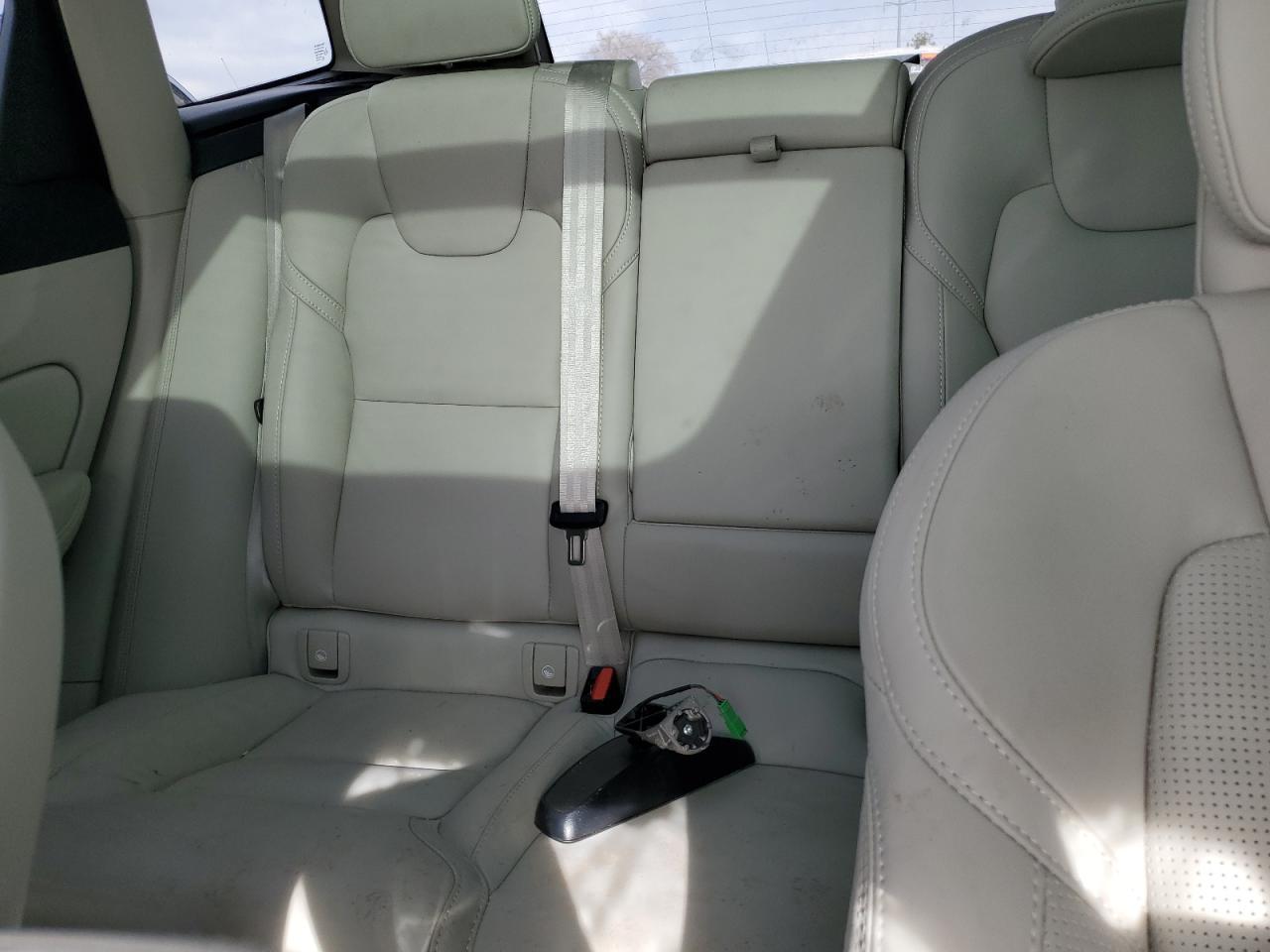 2022 Volvo Xc60 B5 Inscription