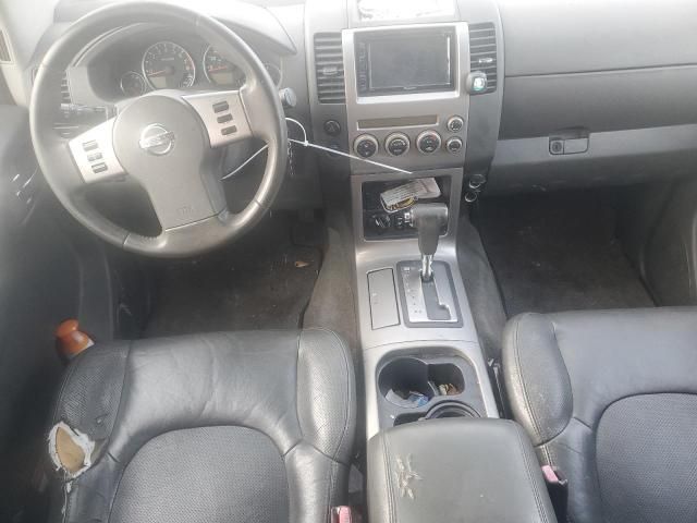 2005 Nissan Pathfinder LE