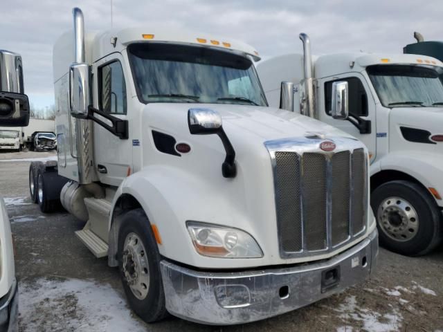 2016 Peterbilt 579