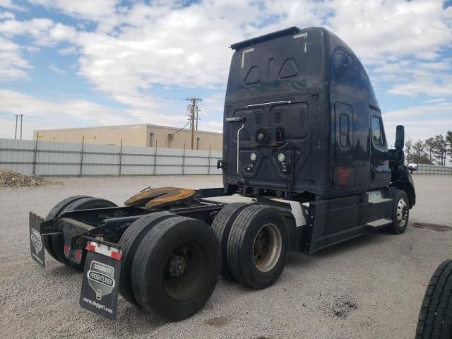 2016 Freightliner Cascadia 125
