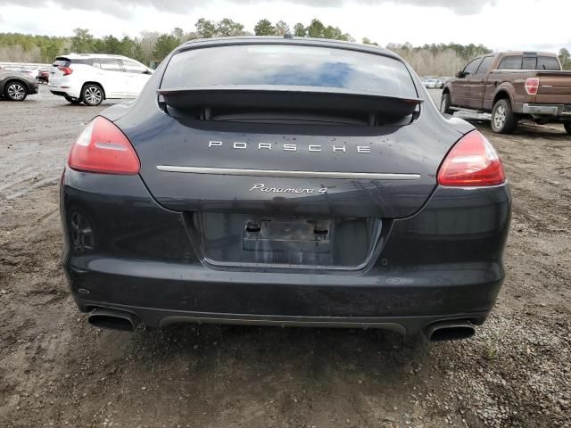 2013 Porsche Panamera 2