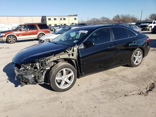 2015 Toyota Camry Hybrid