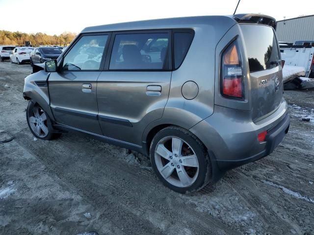 2010 KIA Soul +