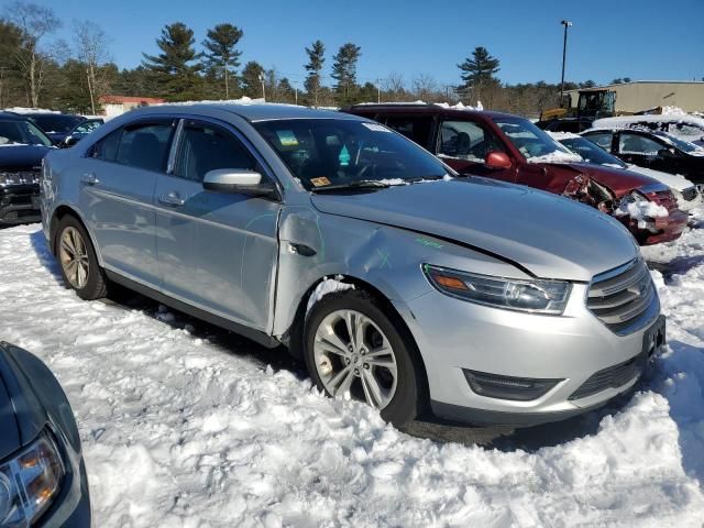 2018 Ford Taurus SEL