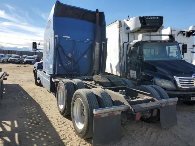 2003 Kenworth Construction T600