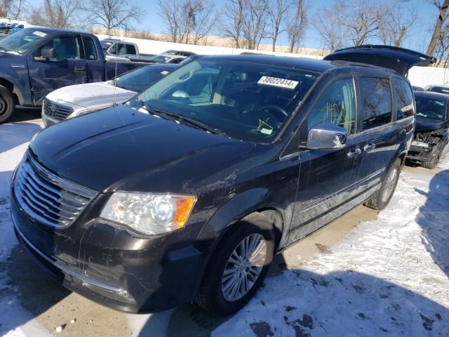 2015 Chrysler Town & Country Touring L