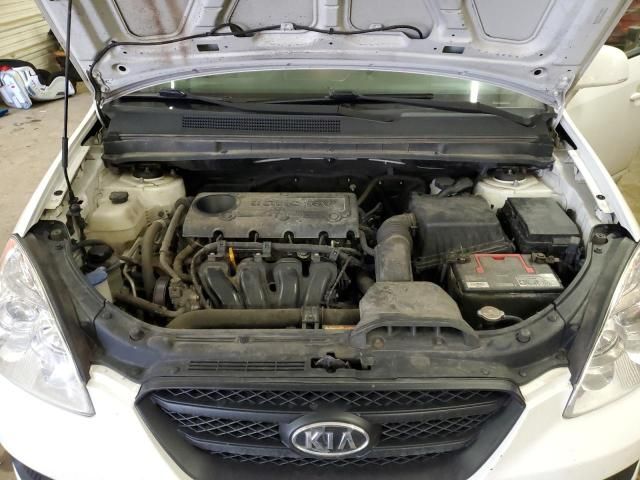 2009 KIA Rondo Base