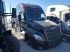 2020 Freightliner Cascadia 126