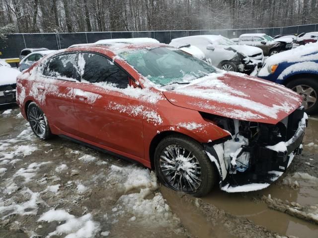 2023 KIA Forte GT Line