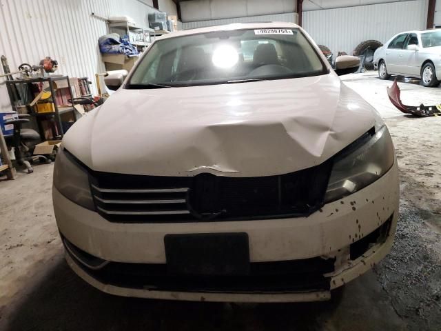 2012 Volkswagen Passat SE