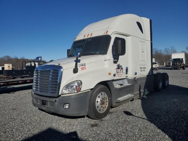 2015 Freightliner Cascadia 125