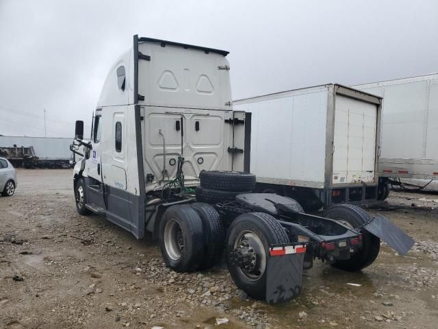 2021 Freightliner Cascadia 126