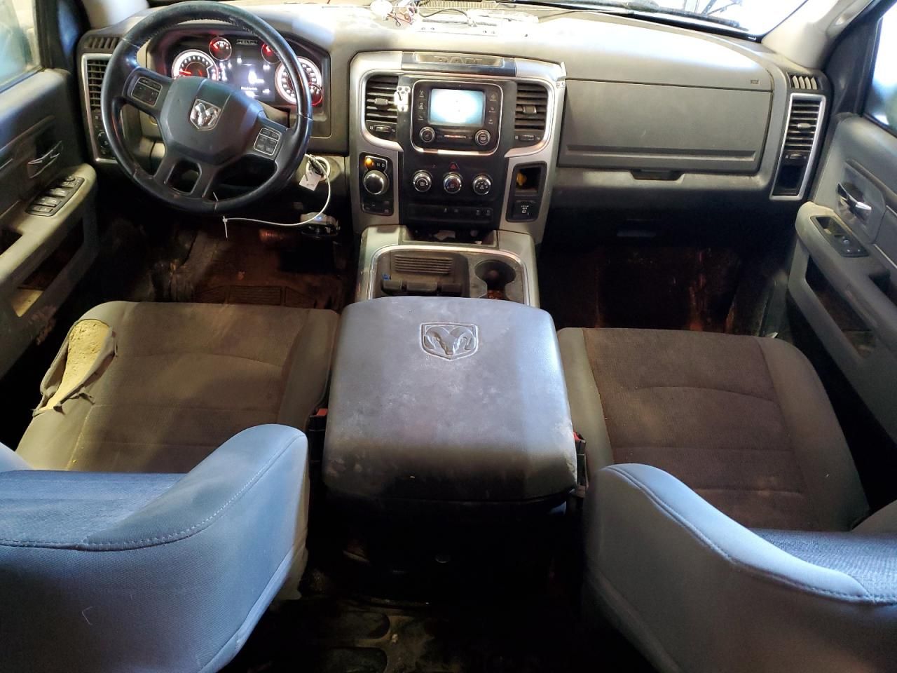 2016 Dodge Ram 1500 slt