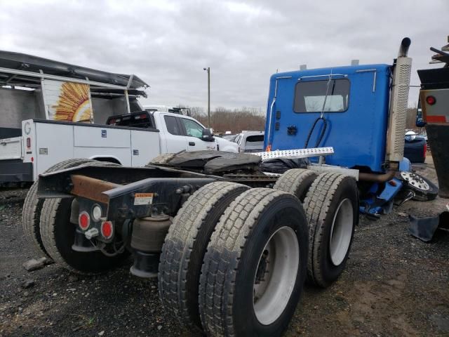 2017 Freightliner Columbia 112