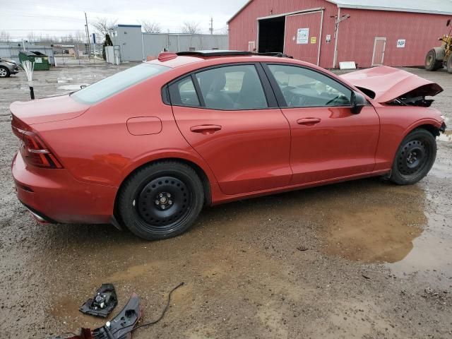 2019 Volvo S60 T6 R-Design