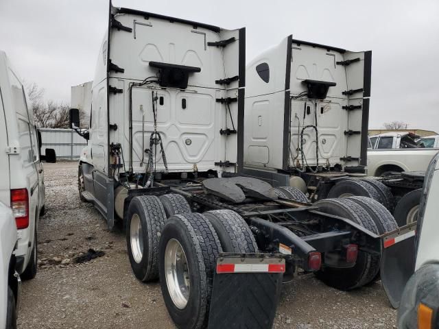 2018 Freightliner Cascadia 125