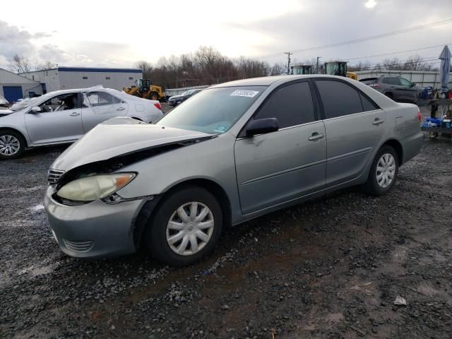 2005 Toyota Camry LE