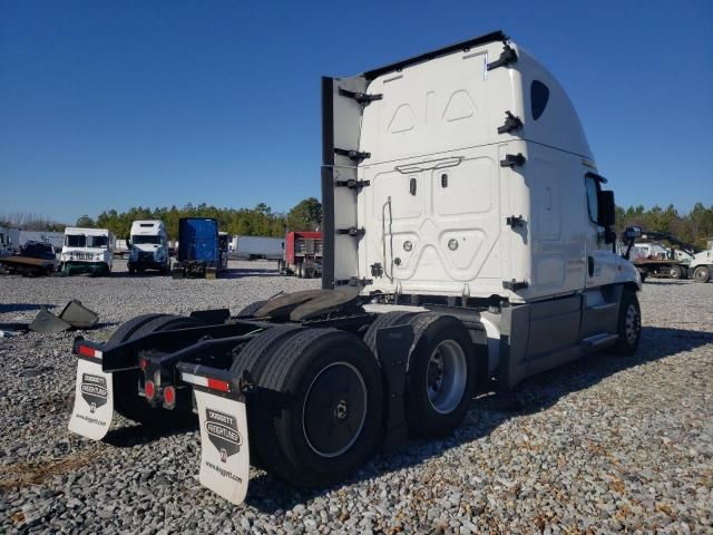 2018 Freightliner Cascadia 125