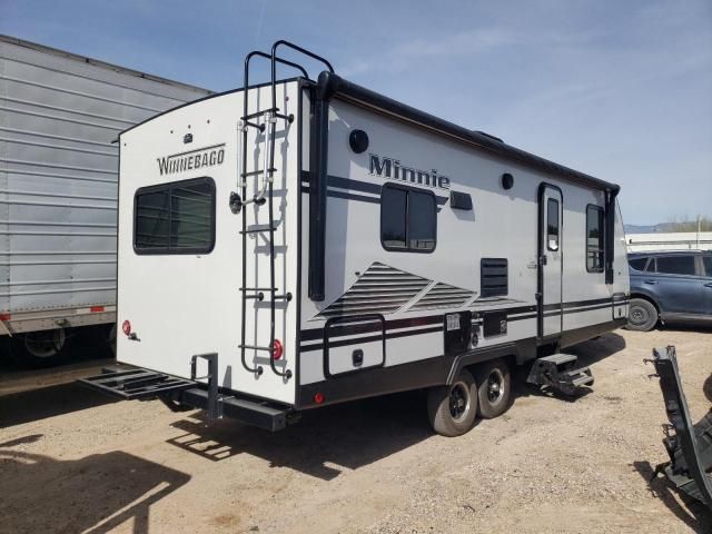 2021 Winnebago Minnie