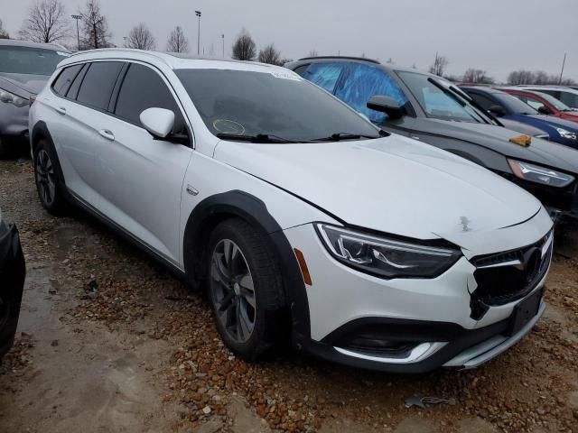 2019 Buick Regal Tourx Essence