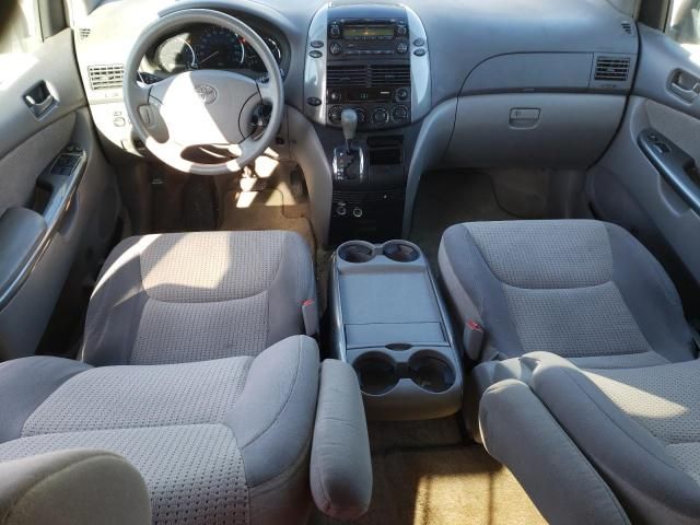 2010 Toyota Sienna CE