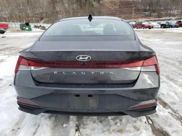 2022 Hyundai Elantra SEL