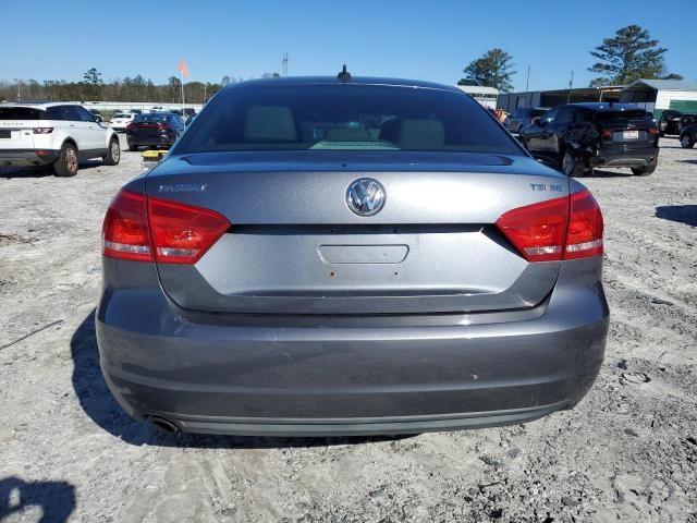 2014 Volkswagen Passat SE