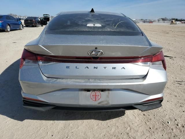 2021 Hyundai Elantra SE