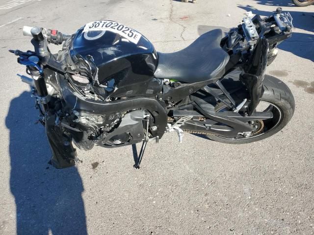 2014 Suzuki GSX-R1000