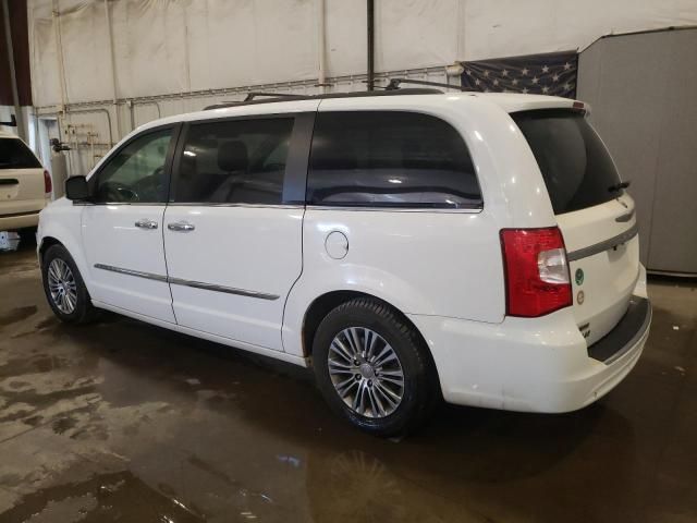 2014 Chrysler Town & Country Touring L