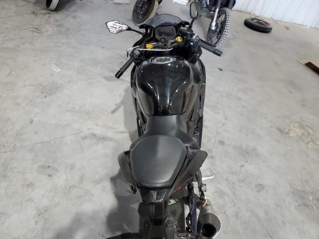 2024 Kawasaki ZX400 S