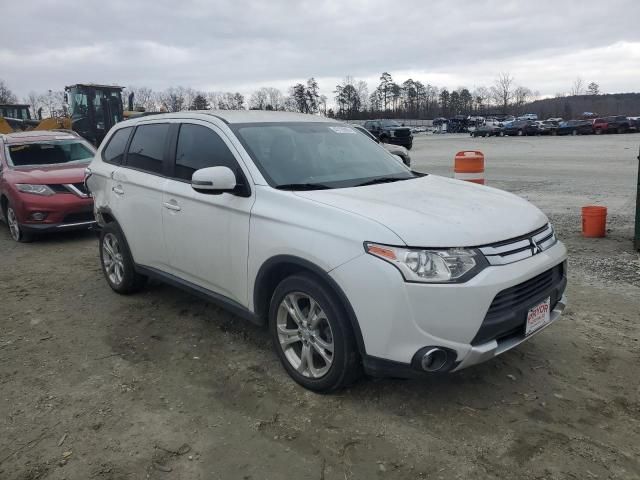 2015 Mitsubishi Outlander SE