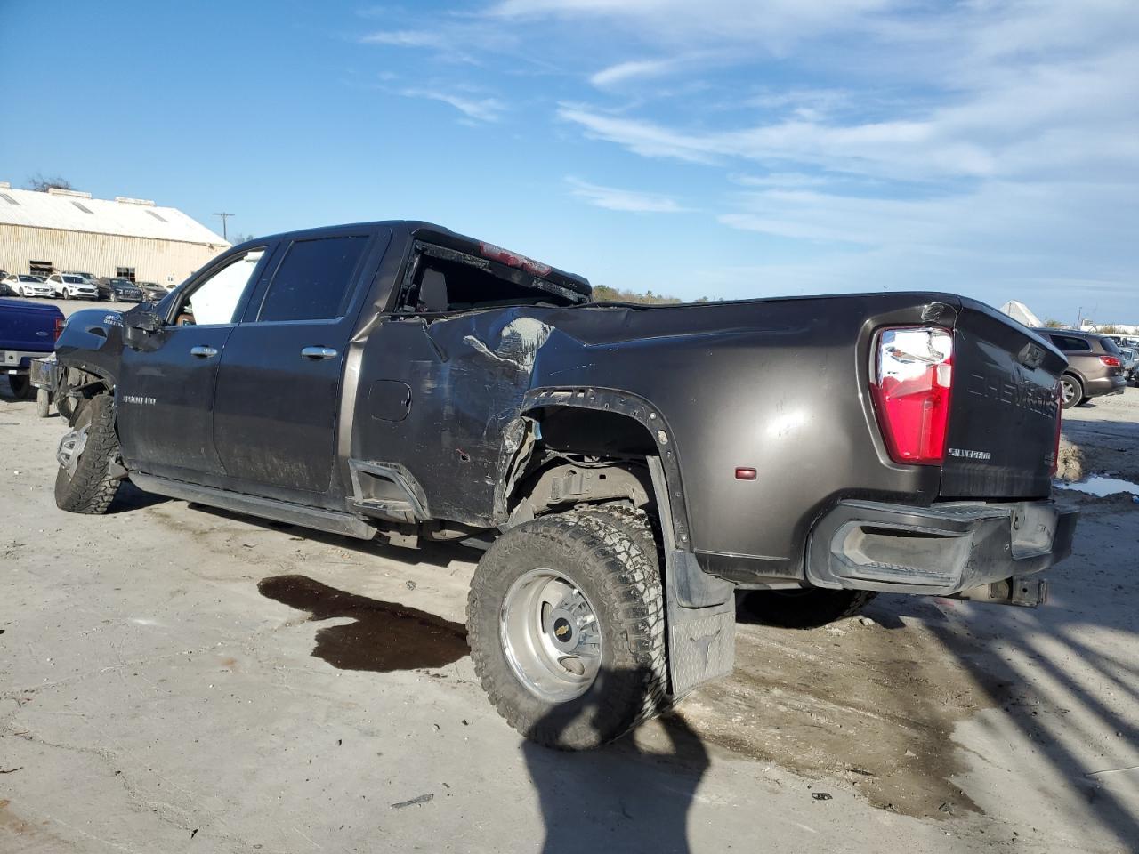 2021 Chevrolet Silverado K3500 High Country