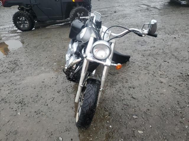 2003 Suzuki VL800