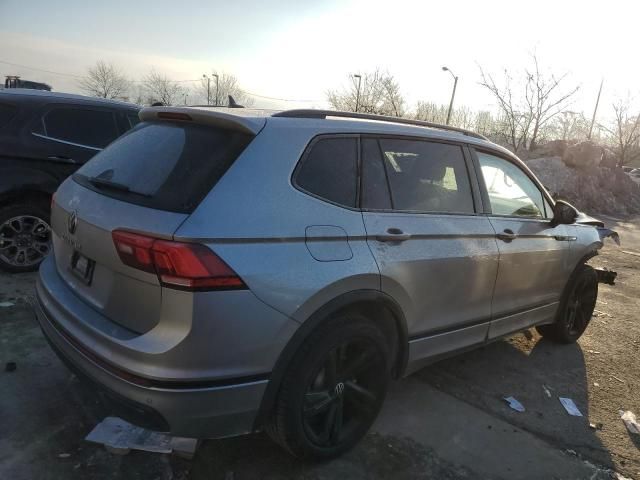 2024 Volkswagen Tiguan SE R-LINE Black
