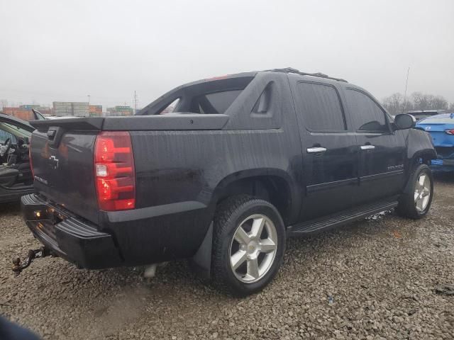 2012 Chevrolet Avalanche LS