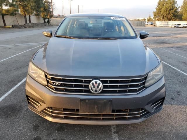 2018 Volkswagen Passat S