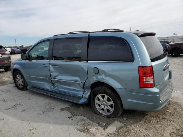 2010 Chrysler Town & Country Touring