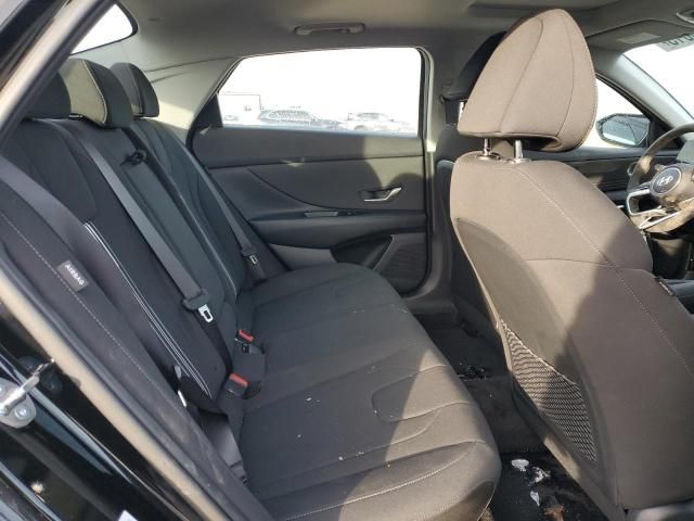 2025 Hyundai Elantra SEL