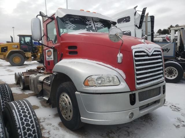 2014 Mack 600 CXU600