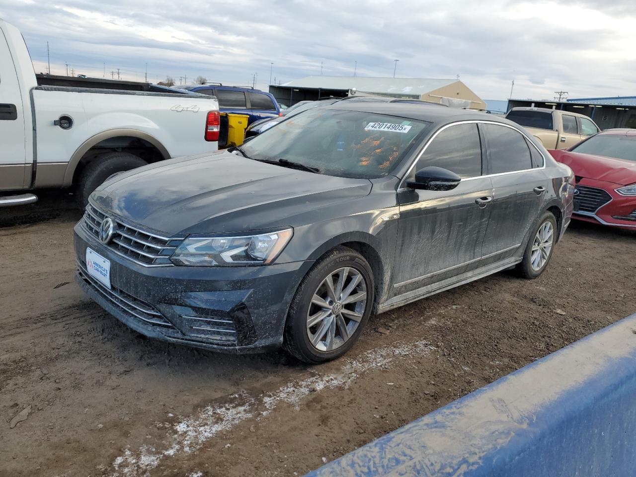 2017 Volkswagen Passat R-line