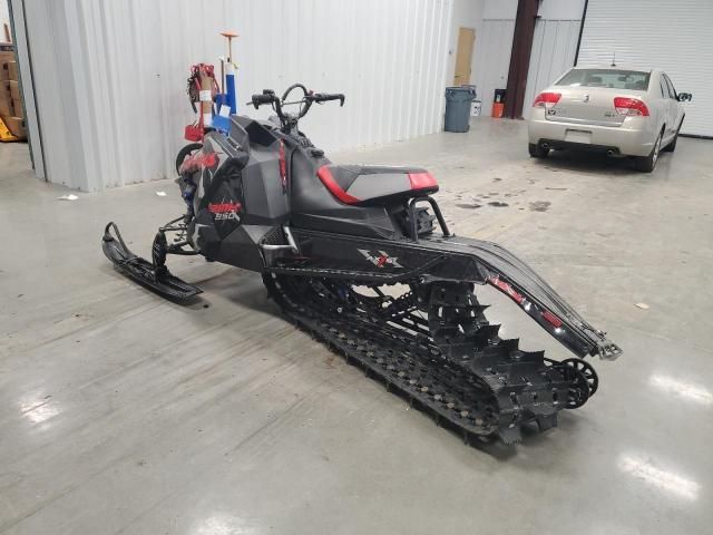 2020 Polaris RMK