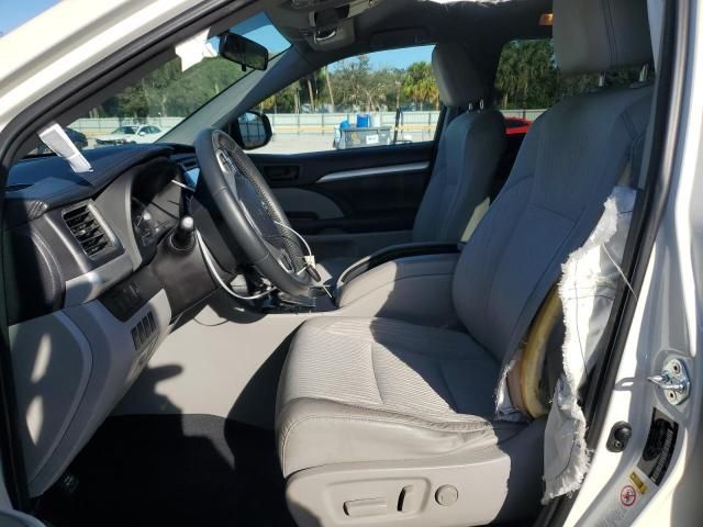 2016 Toyota Highlander le