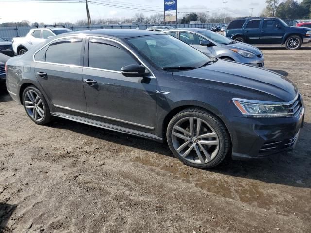 2017 Volkswagen Passat R-Line