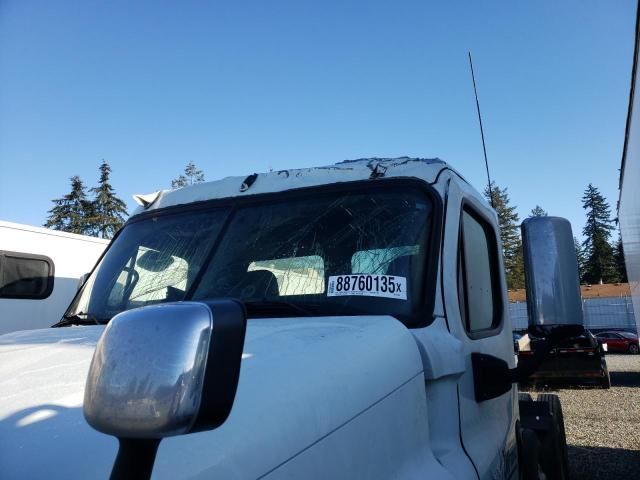 2012 Freightliner Cascadia 125