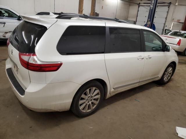 2017 Toyota Sienna XLE