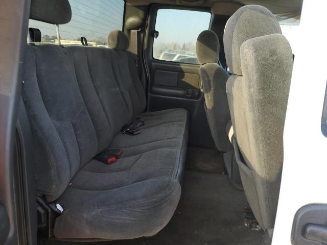 2004 Chevrolet Silverado C2500 Heavy Duty