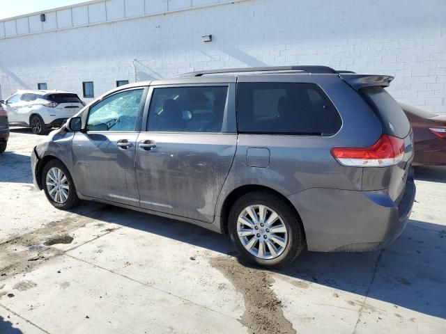 2011 Toyota Sienna XLE